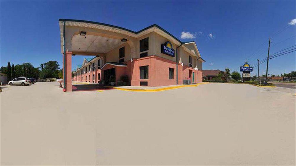 Days Inn By Wyndham Panama City/Callaway Экстерьер фото
