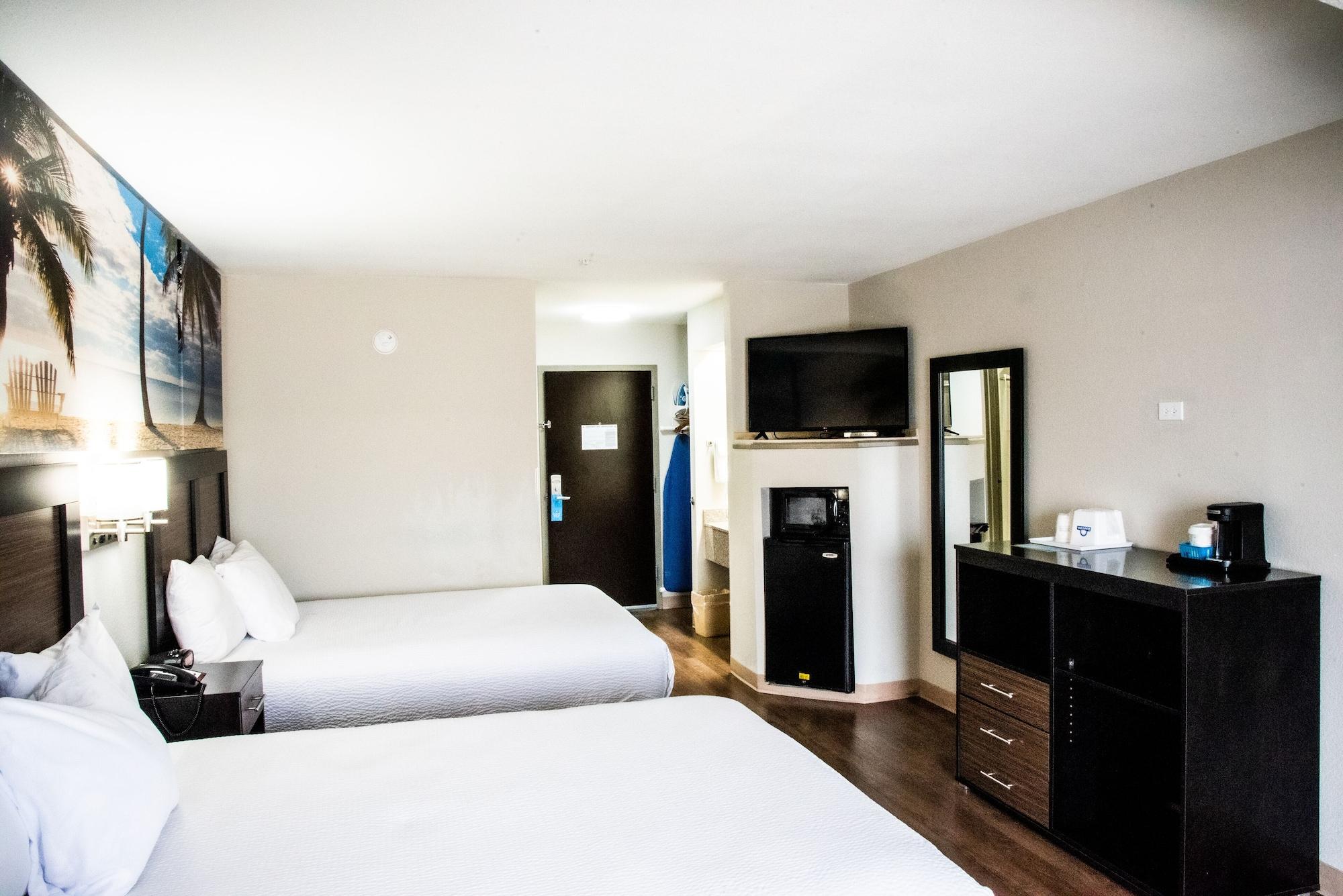 Days Inn By Wyndham Panama City/Callaway Экстерьер фото