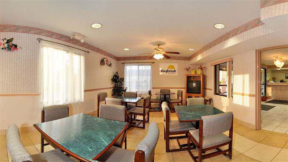 Days Inn By Wyndham Panama City/Callaway Экстерьер фото
